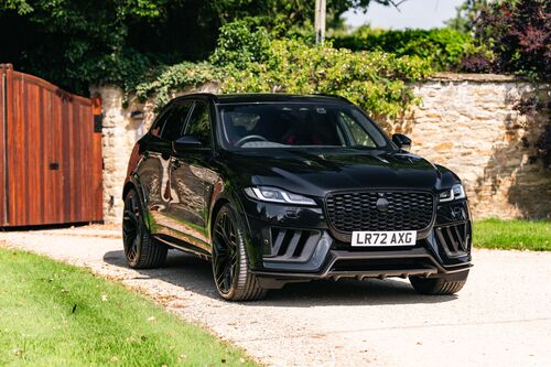 Lister Stealth — Front three-quarter at the gates