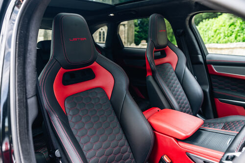 Lister Stealth — Front seats